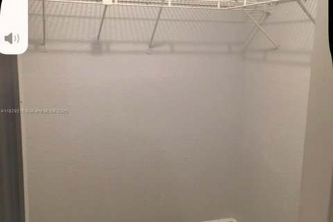 Copropriété à vendre à Miami, Floride: 1 chambre, 60.48 m2 № 1804357 - photo 14