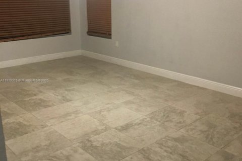 Copropriété à vendre à Miami, Floride: 1 chambre, 60.48 m2 № 1804357 - photo 6