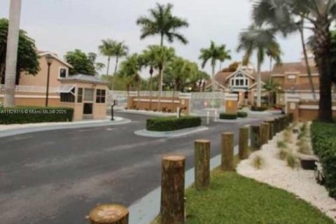 Copropriété à vendre à Miami, Floride: 1 chambre, 60.48 m2 № 1804357 - photo 3