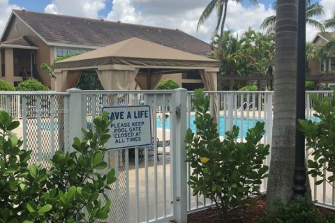 Copropriété à vendre à Miami, Floride: 1 chambre, 60.48 m2 № 1804357 - photo 24