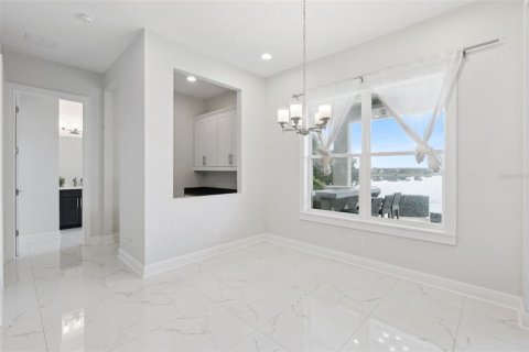 Villa ou maison à vendre à Winter Garden, Floride: 6 chambres, 475.2 m2 № 2312421 - photo 11