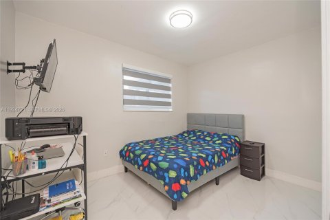 Casa en venta en Miramar, Florida, 4 dormitorios, 130.43 m2 № 1995641 - foto 9