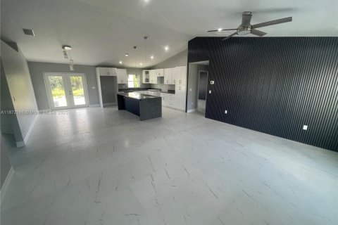 Villa ou maison à vendre à LaBelle, Floride: 3 chambres № 1979652 - photo 9