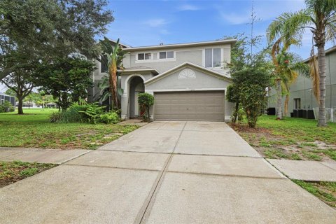 House in Riverview, Florida 3 bedrooms, 225.75 sq.m. № 2199295 - photo 2