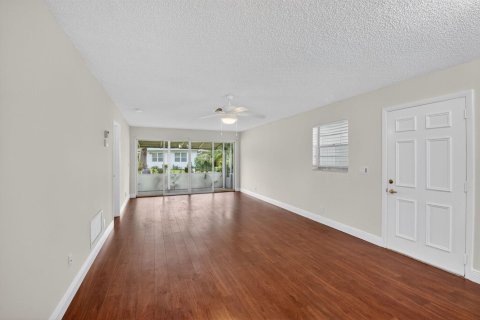 Condominio en venta en Delray Beach, Florida, 2 dormitorios, 106.84 m2 № 2245389 - foto 9