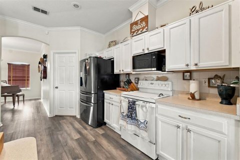 Casa en venta en Spring Hill, Florida, 4 dormitorios, 208.66 m2 № 2386320 - foto 12