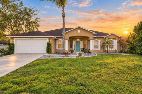 Casa en Spring Hill, Florida 4 dormitorios, 208.66 m2 № 2386320