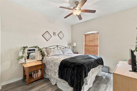 Casa en venta en Spring Hill, Florida, 4 dormitorios, 208.66 m2 № 2386320 - foto 21
