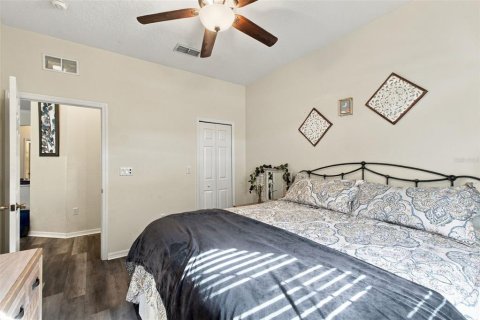 Casa en venta en Spring Hill, Florida, 4 dormitorios, 208.66 m2 № 2386320 - foto 22