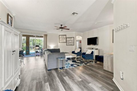 Casa en venta en Spring Hill, Florida, 4 dormitorios, 208.66 m2 № 2386320 - foto 7