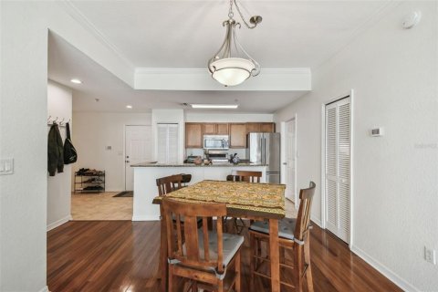 Condo in Tampa, Florida, 2 bedrooms  № 1732887 - photo 9