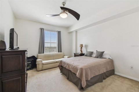 Condo in Tampa, Florida, 2 bedrooms  № 1732887 - photo 30