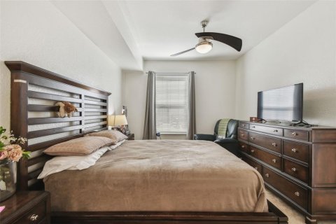 Condo in Tampa, Florida, 2 bedrooms  № 1732887 - photo 25