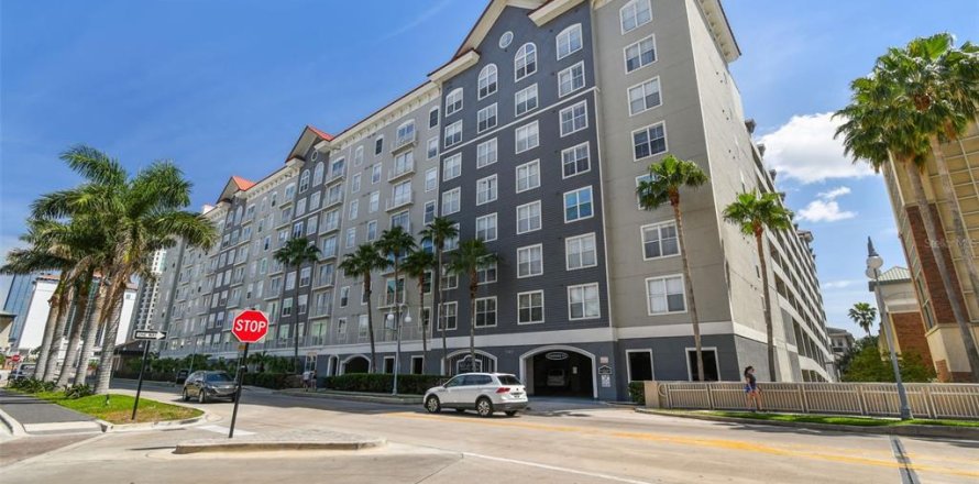 Condo in Tampa, Florida, 2 bedrooms  № 1732887