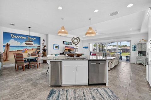 Villa ou maison à vendre à Daytona Beach, Floride: 2 chambres, 200.67 m2 № 2123802 - photo 21