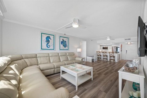 Condo in Saint Petersburg, Florida, 2 bedrooms  № 1787512 - photo 10