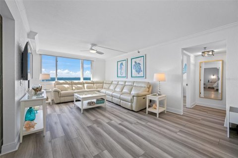 Condo in Saint Petersburg, Florida, 2 bedrooms  № 1787512 - photo 8