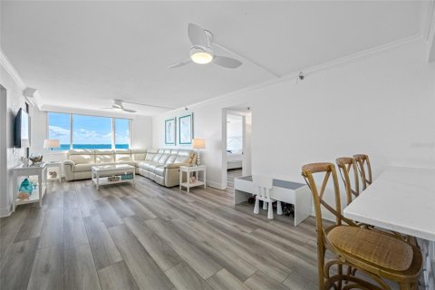 Condo in Saint Petersburg, Florida, 2 bedrooms  № 1787512 - photo 27