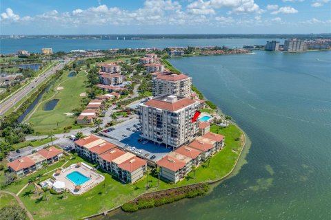 Condo in Saint Petersburg, Florida, 2 bedrooms  № 1787512 - photo 25