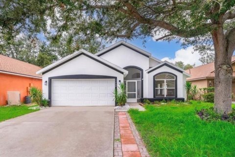 Casa en Clermont, Florida 4 dormitorios, 161.84 m2 № 2285195