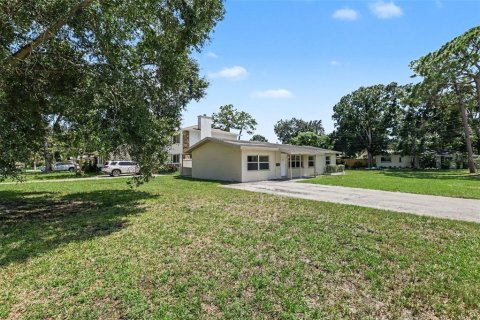 Villa ou maison à vendre à Saint Petersburg, Floride: 4 chambres, 120.4 m2 № 2303076 - photo 2