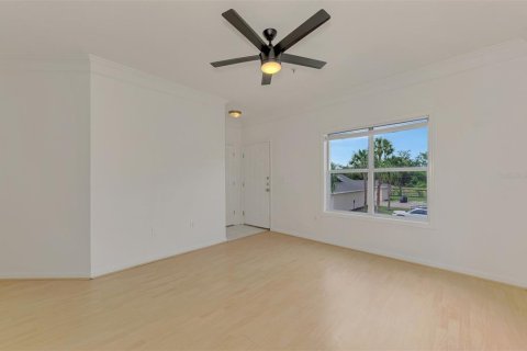 Condo in Bradenton, Florida, 1 bedroom  № 2226397 - photo 13
