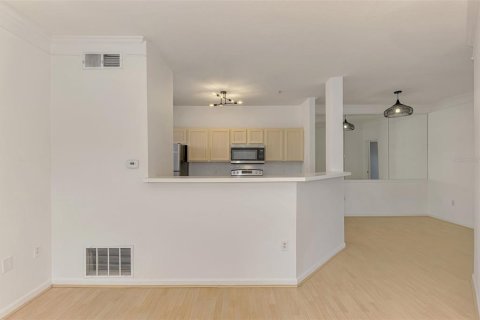 Condo in Bradenton, Florida, 1 bedroom  № 2226397 - photo 15