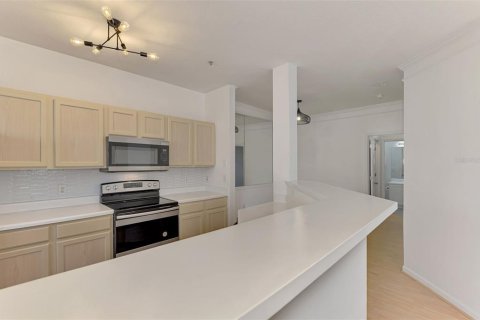 Condo in Bradenton, Florida, 1 bedroom  № 2226397 - photo 18