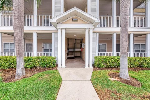 Condo in Bradenton, Florida, 1 bedroom  № 2226397 - photo 5