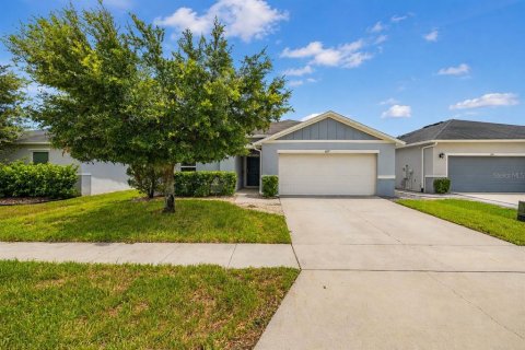 House in TIVOLI RESERVE in Davenport, Florida 4 bedrooms, 161.74 sq.m. № 2277773