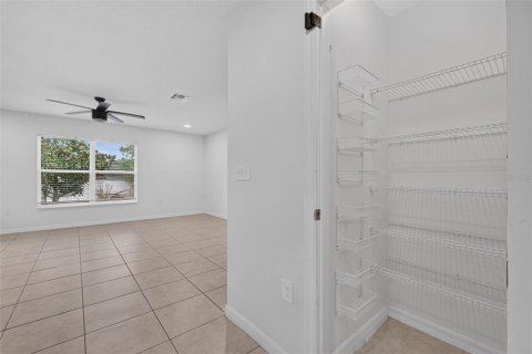 House in TIVOLI RESERVE in Davenport, Florida 4 bedrooms, 161.74 sq.m. № 2277773 - photo 21