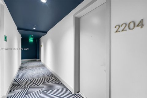 Copropriété à vendre à Miami, Floride: 1 chambre, 78.32 m2 № 2079487 - photo 2