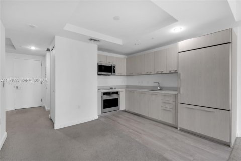 Copropriété à vendre à Miami, Floride: 1 chambre, 78.32 m2 № 2079487 - photo 3