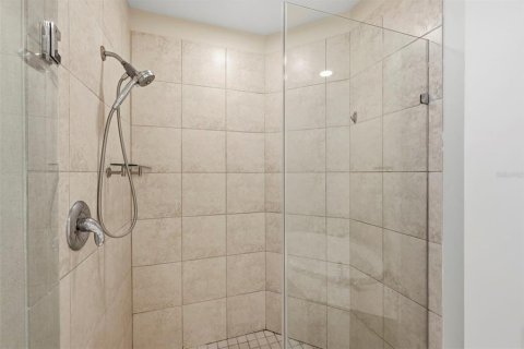 Copropriété à vendre à Tampa, Floride: 2 chambres, 128.02 m2 № 2390750 - photo 19