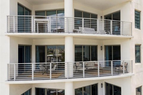 Copropriété à vendre à Tampa, Floride: 2 chambres, 128.02 m2 № 2390750 - photo 2