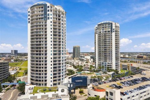 Condo à Tampa, Floride, 2 chambres  № 2390750