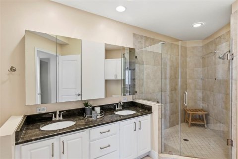 Copropriété à vendre à Tampa, Floride: 2 chambres, 128.02 m2 № 2390750 - photo 14