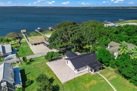 Villa ou maison à vendre à Ocklawaha, Floride: 3 chambres, 135.92 m2 № 2432787 - photo 3