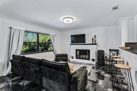 Villa ou maison à vendre à Ocklawaha, Floride: 3 chambres, 135.92 m2 № 2432787 - photo 11