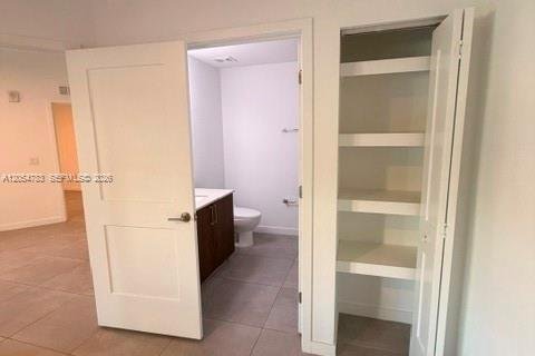 House in Miami, Florida 2 bedrooms № 2251841 - photo 5
