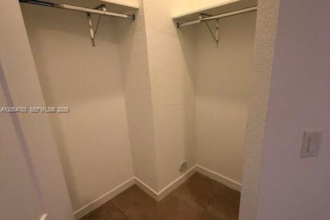 House in Miami, Florida 2 bedrooms № 2251841 - photo 6