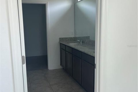Casa en venta en Orlando, Florida, 4 dormitorios, 195.93 m2 № 1743407 - foto 10