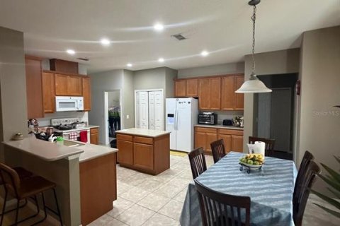 Villa ou maison à vendre à Ocoee, Floride: 4 chambres, 228.54 m2 № 2108810 - photo 3