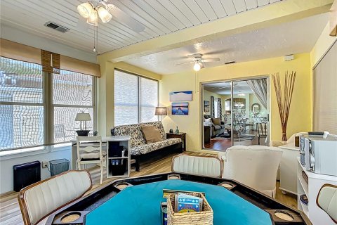 Casa en venta en Lady Lake, Florida, 2 dormitorios, 113.62 m2 № 1602495 - foto 22