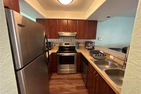 Adosado en alquiler en Bradenton, Florida, 2 dormitorios, 99.41 m2 № 1769371 - foto 3
