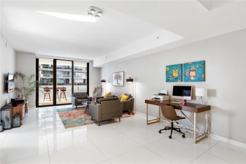 Condo in Miami, Florida, 2 bedrooms № 1954540 - photo 8