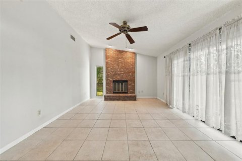 Villa ou maison à vendre à Valrico, Floride: 3 chambres, 167.41 m2 № 2437369 - photo 7