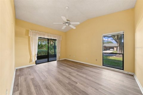 Villa ou maison à vendre à Valrico, Floride: 3 chambres, 167.41 m2 № 2437369 - photo 18
