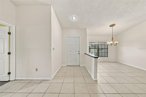 Villa ou maison à vendre à Valrico, Floride: 3 chambres, 167.41 m2 № 2437369 - photo 3