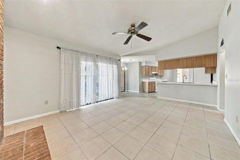 Villa ou maison à vendre à Valrico, Floride: 3 chambres, 167.41 m2 № 2437369 - photo 8